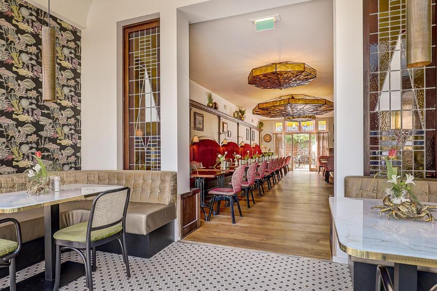 Hotel Victoria Bergen aan Zee Bagian luar foto