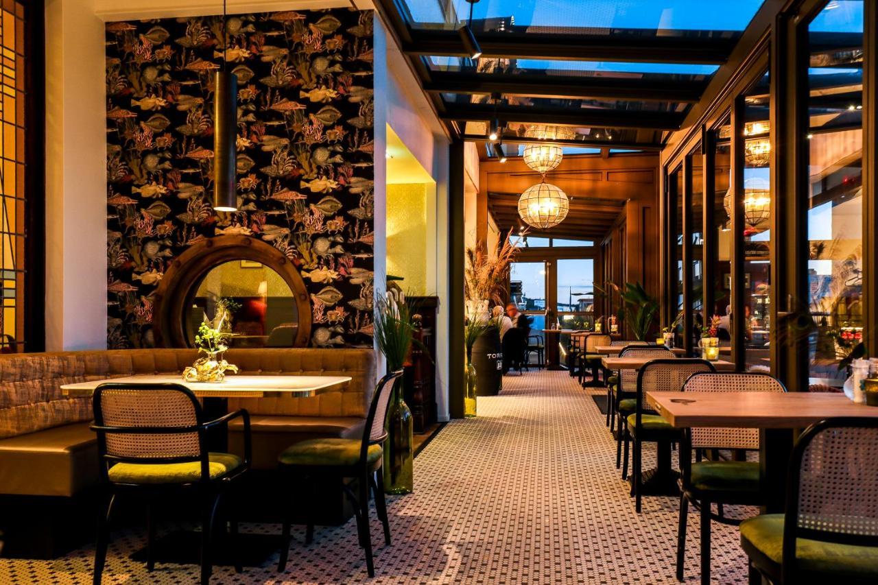 Hotel Victoria Bergen aan Zee Bagian luar foto