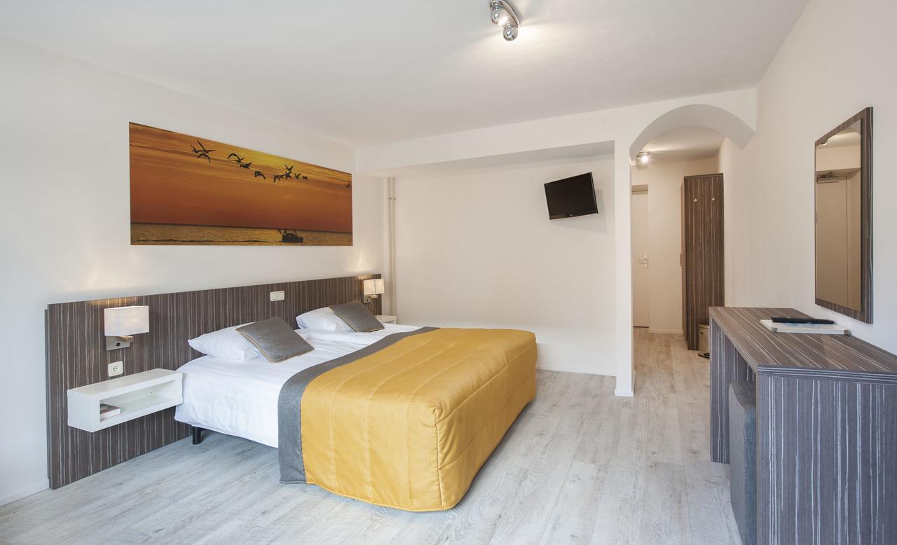 Hotel Victoria Bergen aan Zee Bagian luar foto