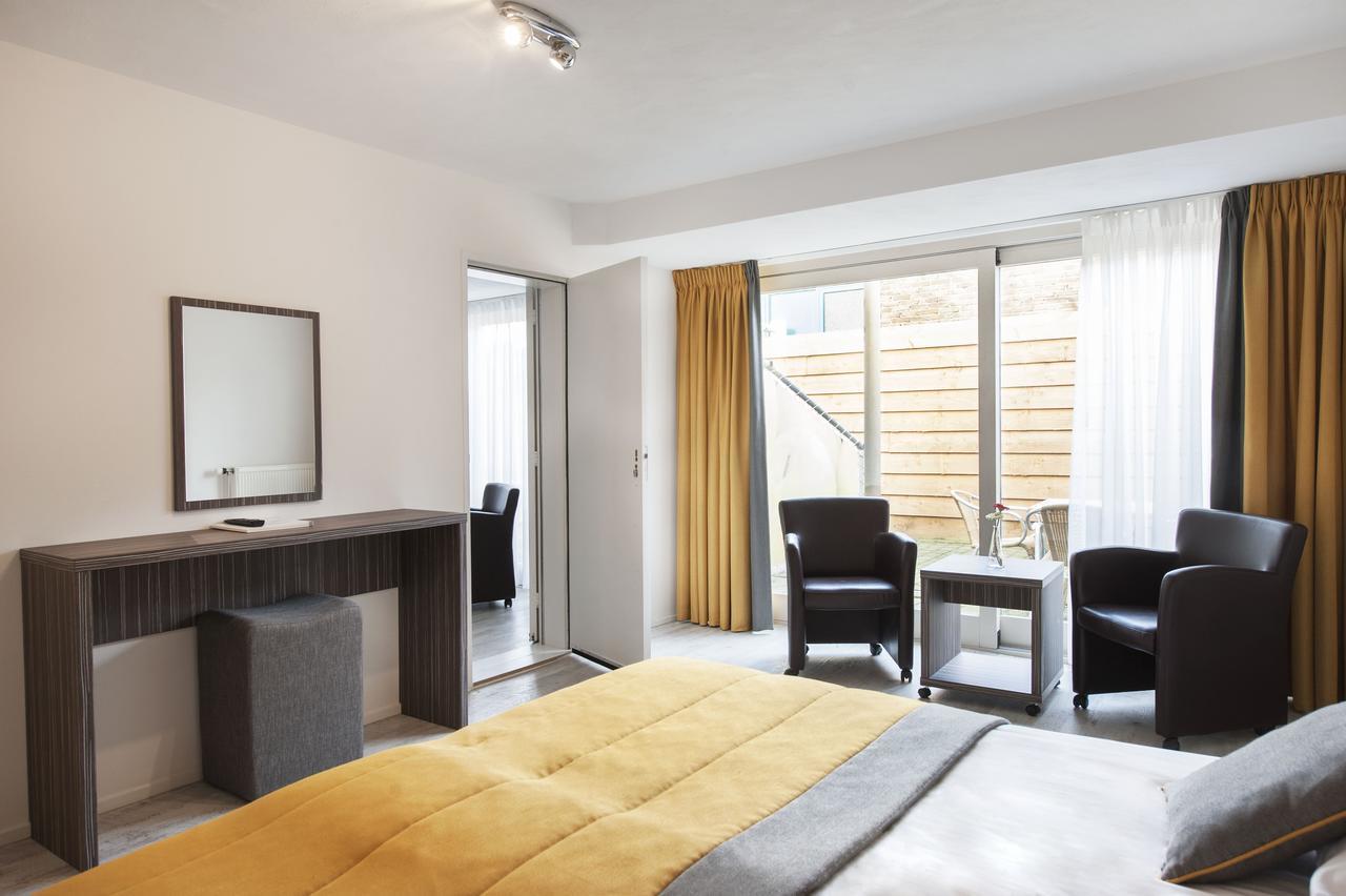 Hotel Victoria Bergen aan Zee Bagian luar foto