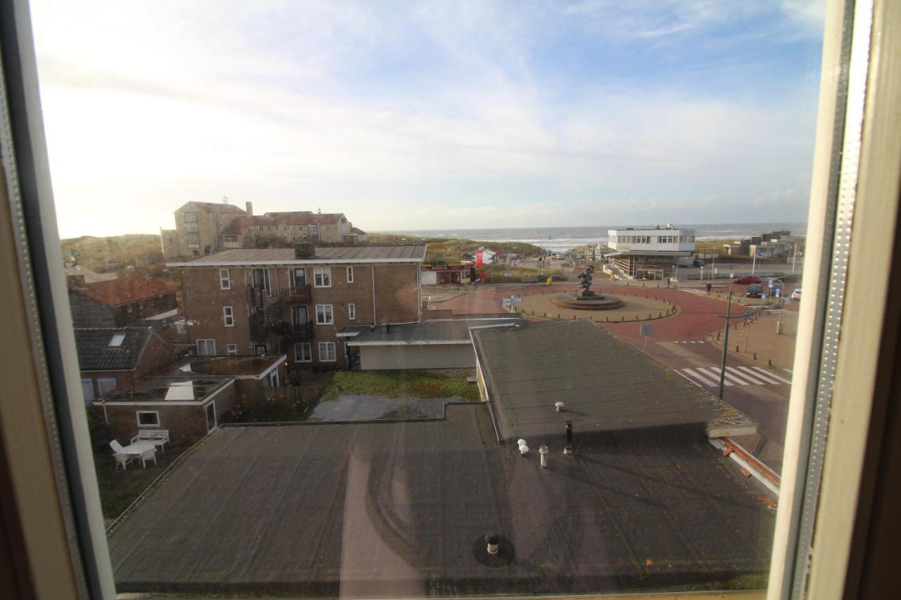 Hotel Victoria Bergen aan Zee Bagian luar foto